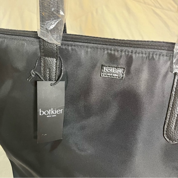 Botkier Bags Large Black Nylon Fabric Tote Shoulder Bag Spacious Women’s Purse - Picture 9 of 15